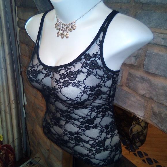 New NY&Company Lace Tank - Picture 3 of 5